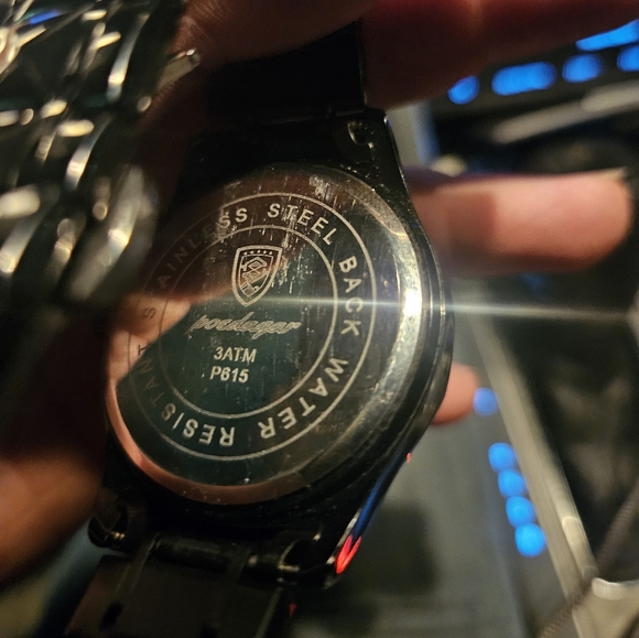 Watch - Picture 3 of 3